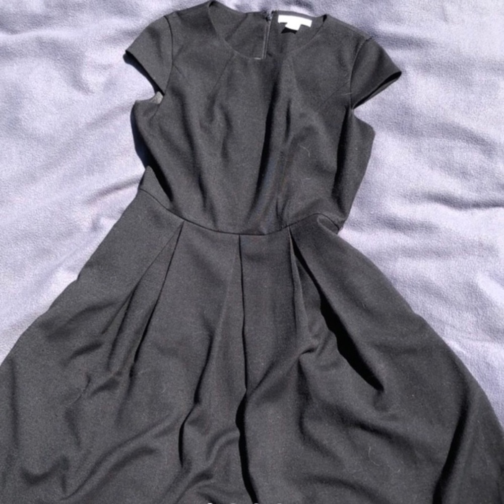 Liz Claiborne pleated black dress